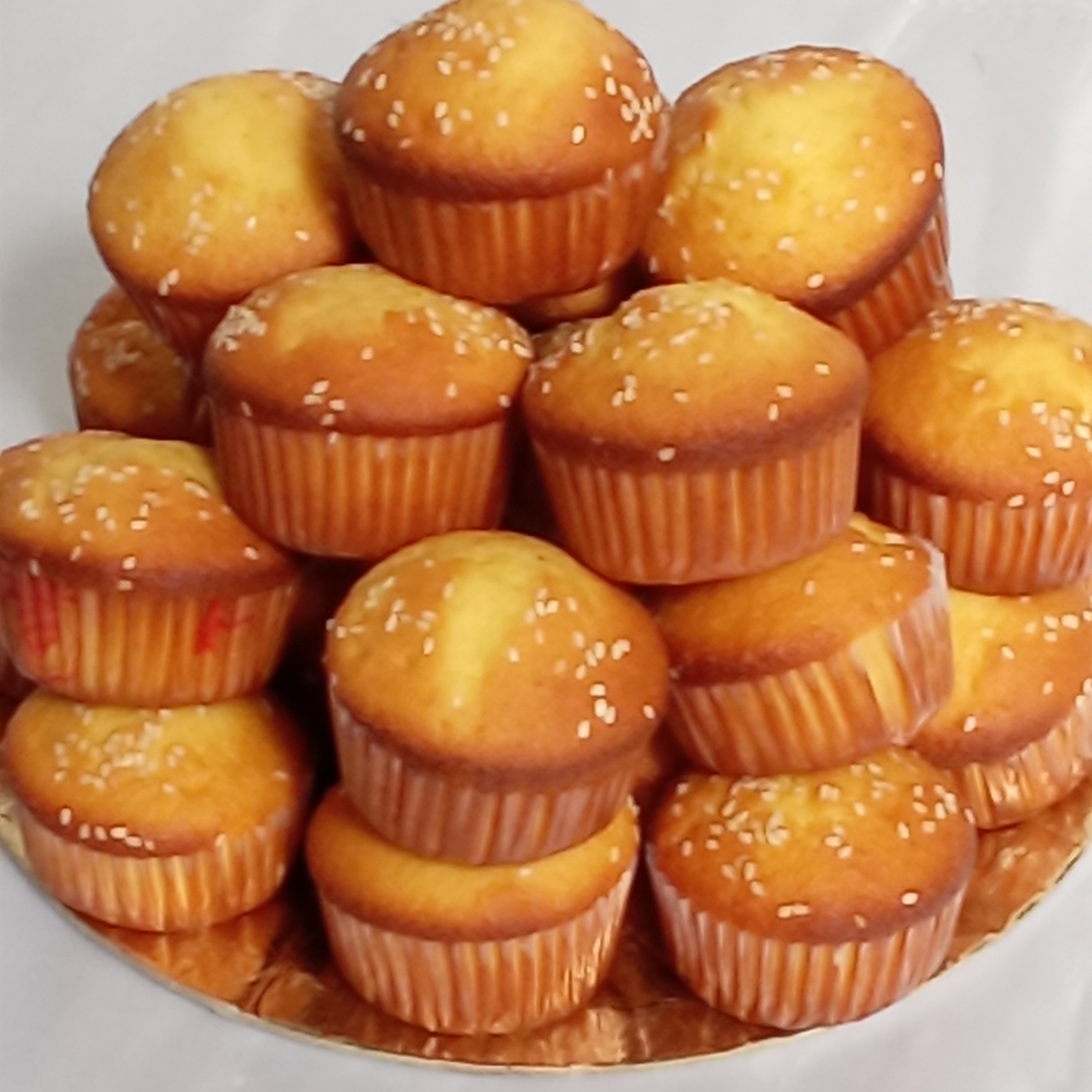 کیک یزدی دربسته بندی 1000 گرمی به صورت خانگی باطعم بهشتی