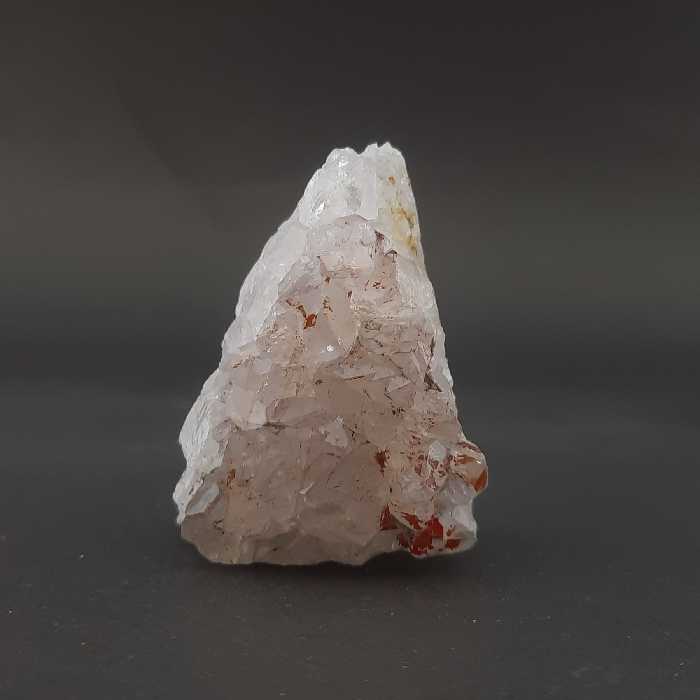 سنگ معدنی ماساژ آمتیست کوارتز عقیق پشت پولیش کد ک2500 صد در صد طبیعی و معدنی سطح هماتوییدی