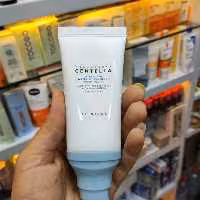 کرم ضد آفتاب بدون رنگ سانتلا SPF 50 مدل 1004