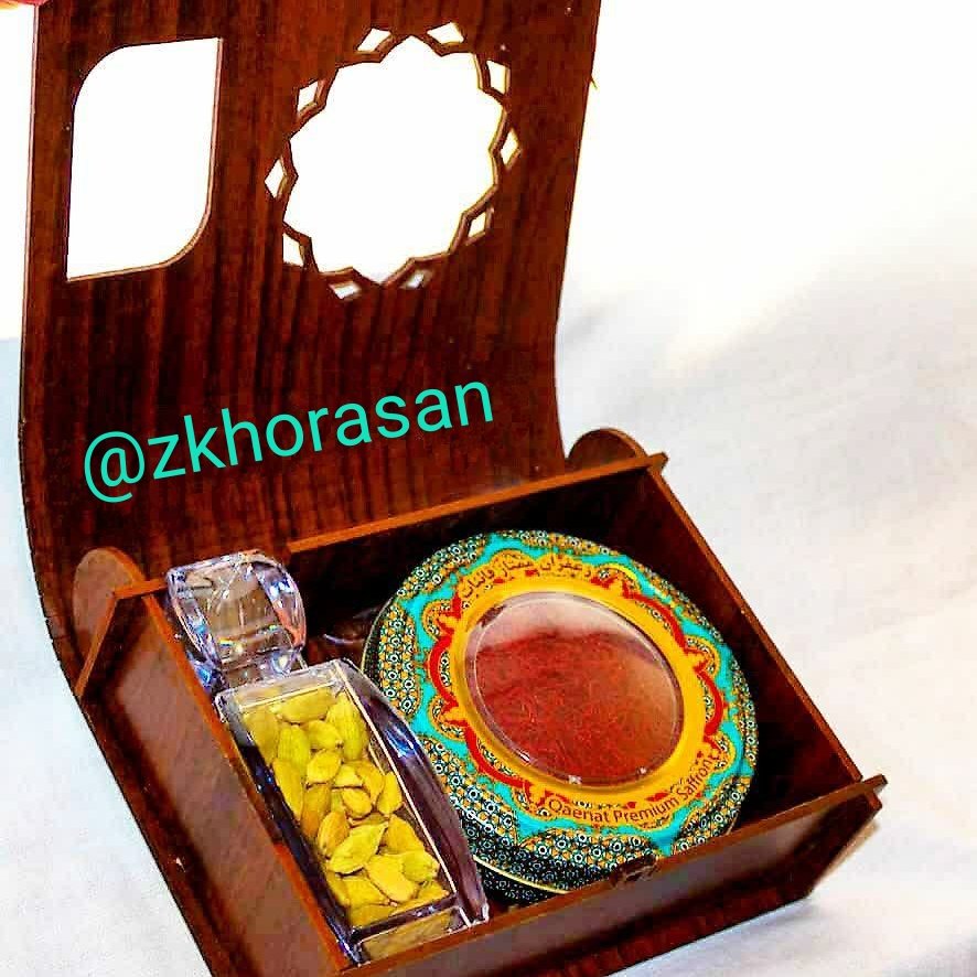 زعفران صادراتی یک مثقال بابسته بندی کریستالی هدیه ای زیبا