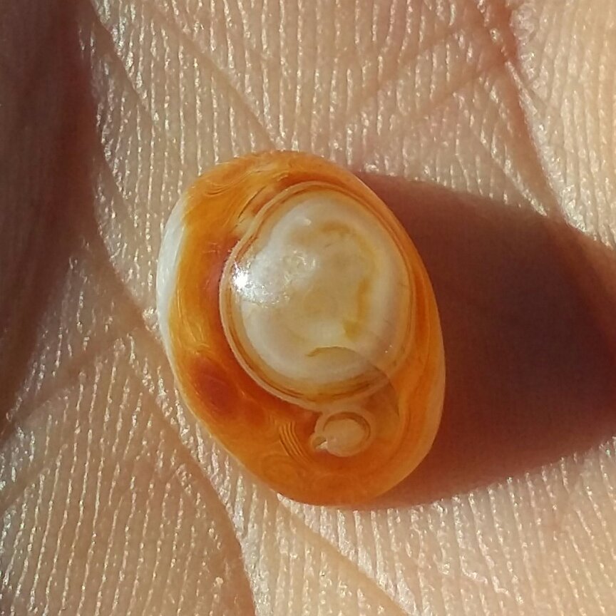 نگین عقیق باباقوری چند چشم موکول دار رحمانی بسیار قوی معدنی تراش دامله محشر 100درصد طبیعی کد 9311