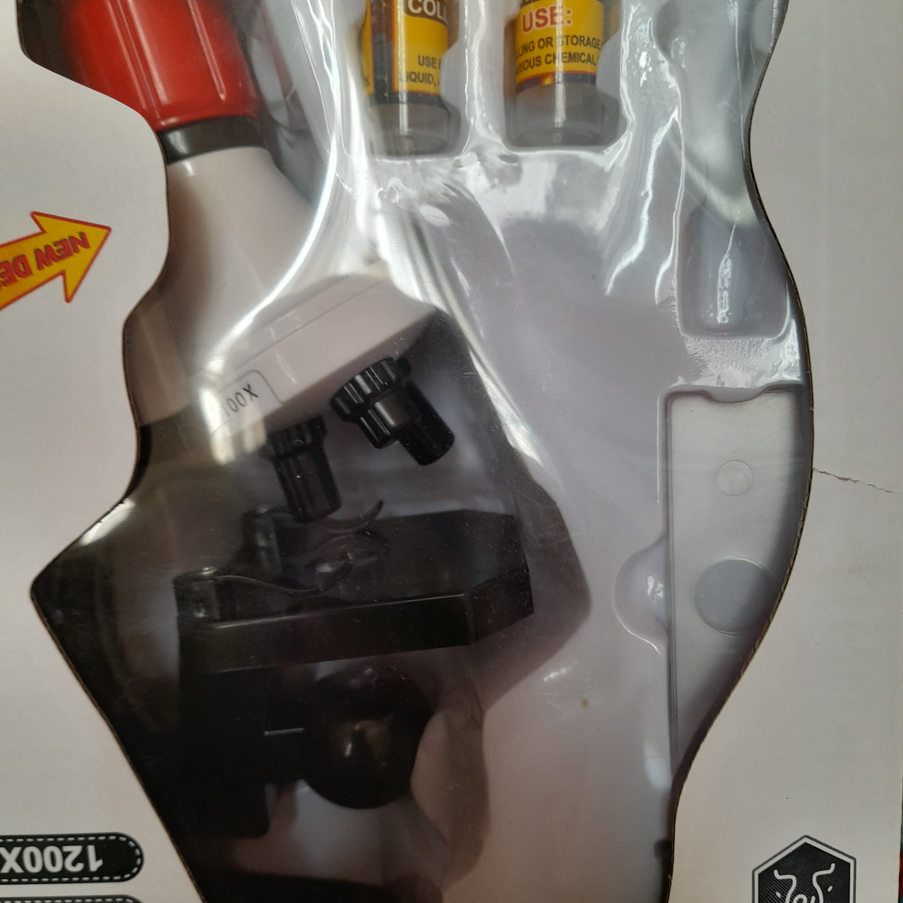 میکروسکوپ سه کاره ی 100x و400xو1200x فوق العاده حساس و دقیق