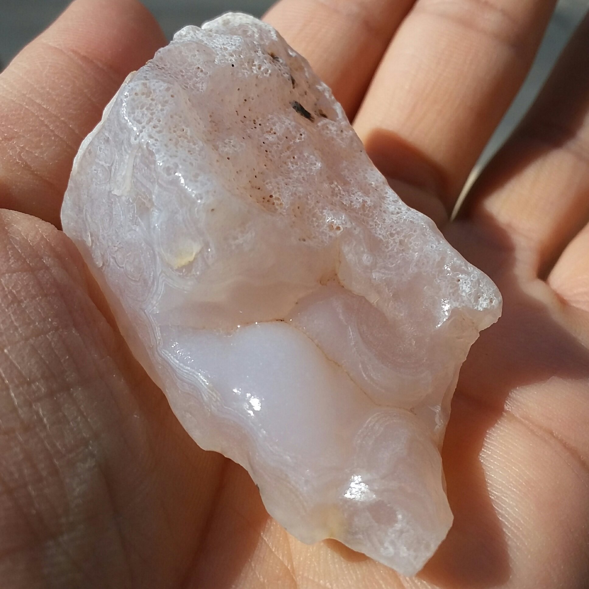 سنگ راف عقیق رنگی محشر دیدنیی
100درصد طبیعی
شاهکار خلقت
با قابلیت ساخت چند نگین بی نظییر