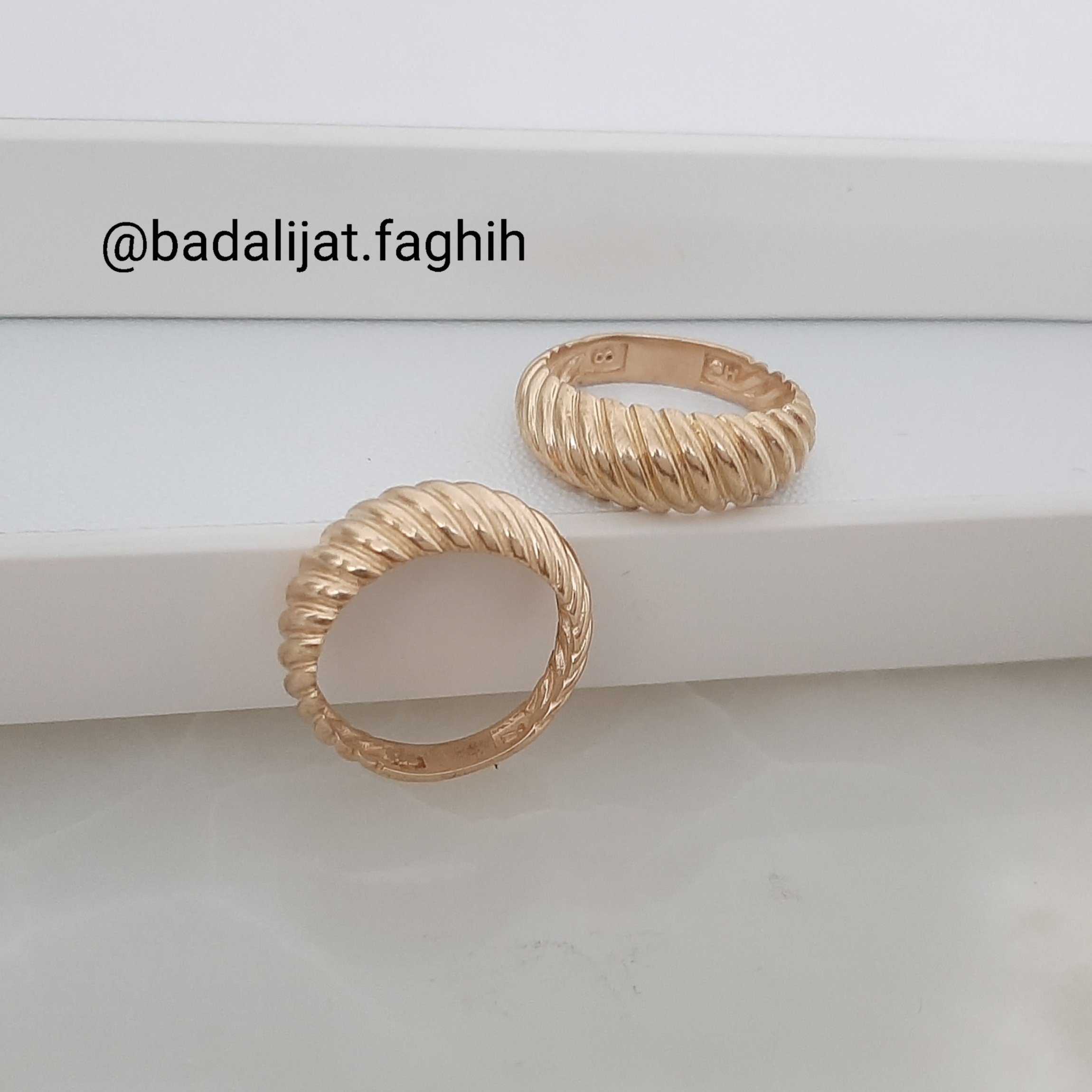 انگشتر طلا روس ترند و فوق العاده شیک و رنگ ثابت با بهترین کیفیت