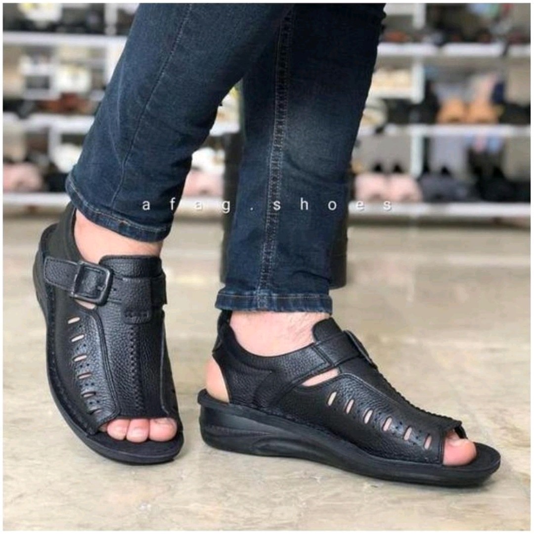 صندل تابستانه مردانه چرم نگین
