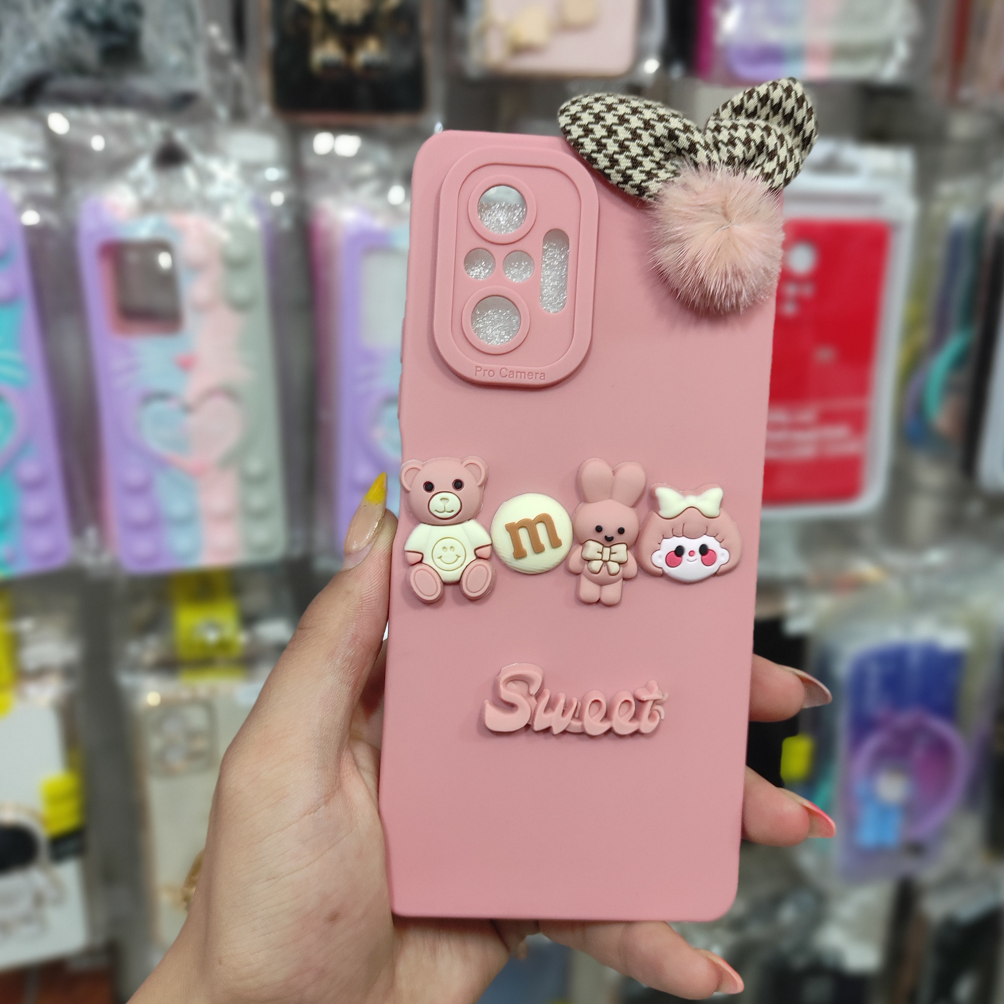 قاب گوشیnote 10 pro  قاب گوشی نوت 10پرو قاب گوشی عروسکی فانتزی رنگ صورتی