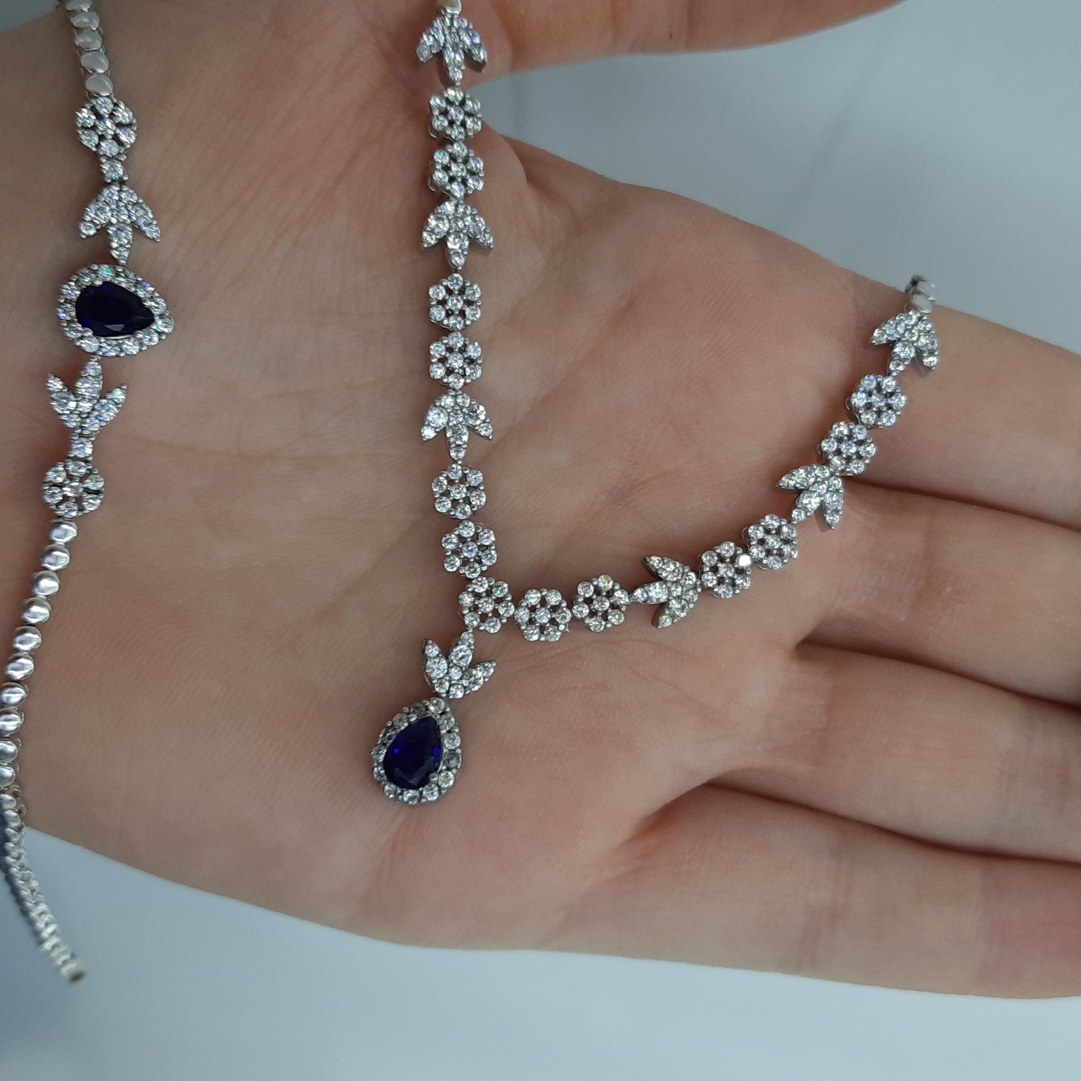 سرویس نقره زنجیری 