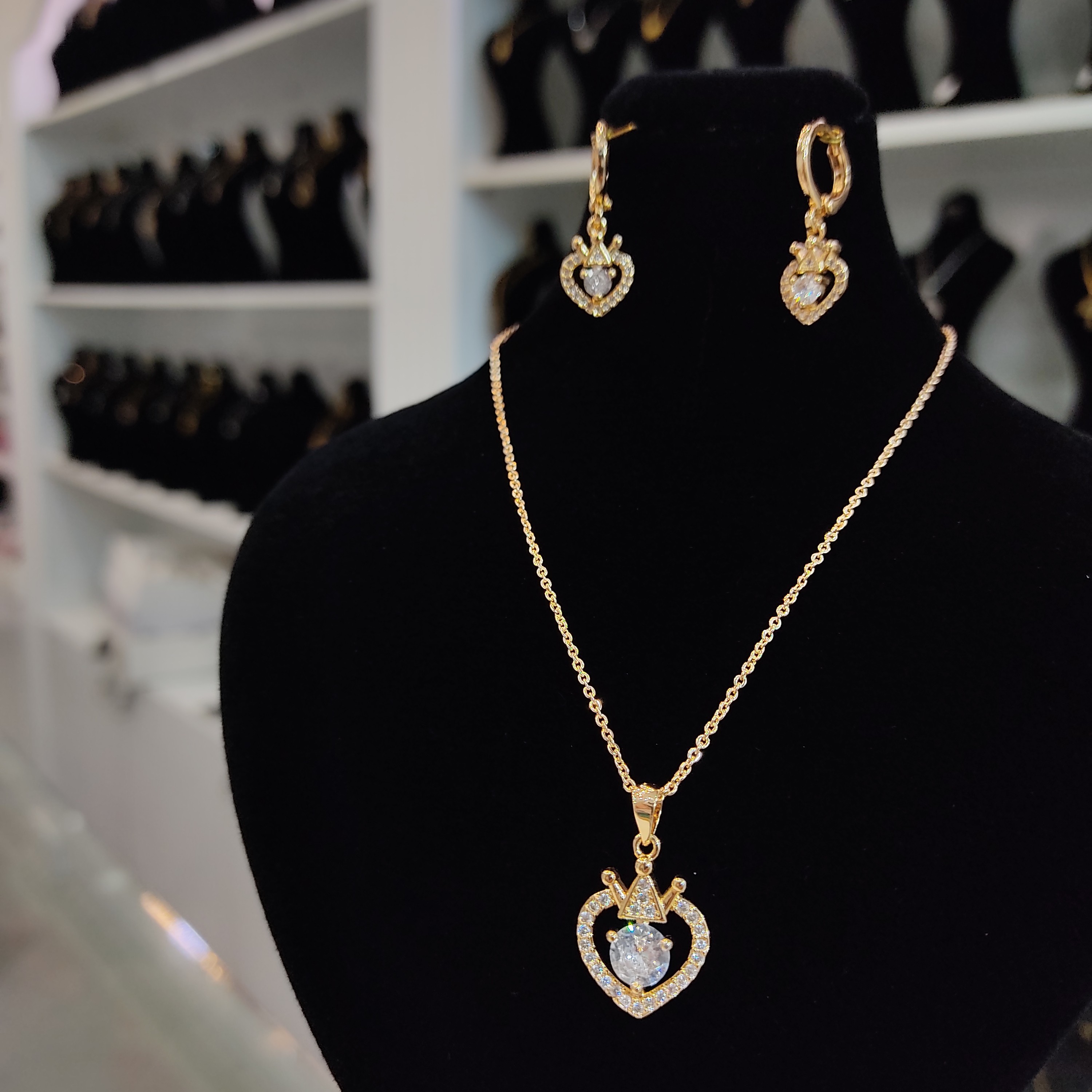 نیمست نگین دار قلبی YsX  رنگ ثابت ضد حساسیت نگین ها مخراج