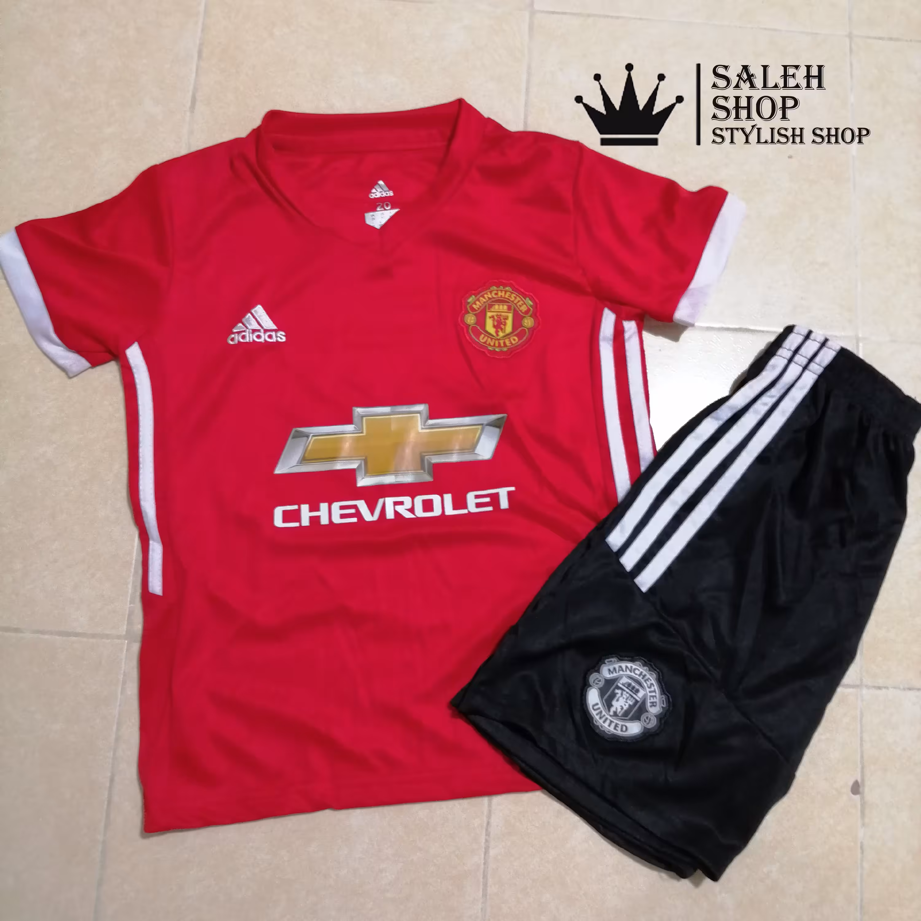 تیشرت شورتک فوتبالی قرمز