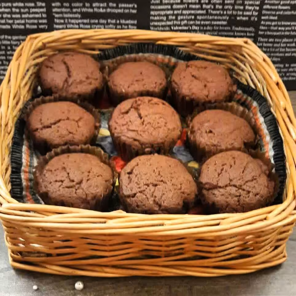 مافین شکلاتی بادام زمینی