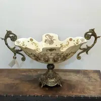 کشکول میوه خوری رومیزی دسته و پایه فلزی 