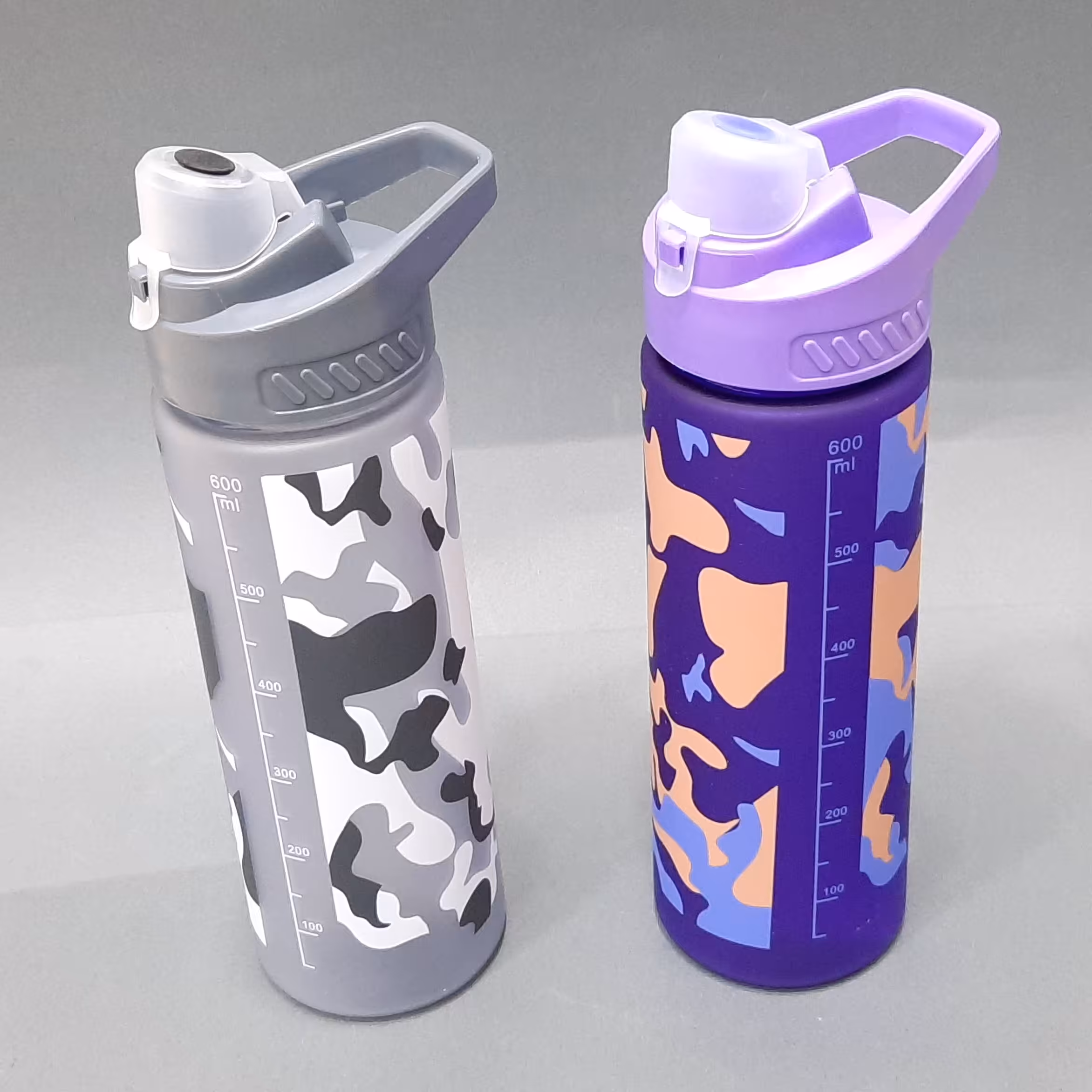 قمقمه قفل دار قمقمه چریکی قمقمه طرح ارتشی قمقمه قفل دار قمقمه خارجی قمقمه ارتشی قمقمه مخملی قمقمه فیلتر دار