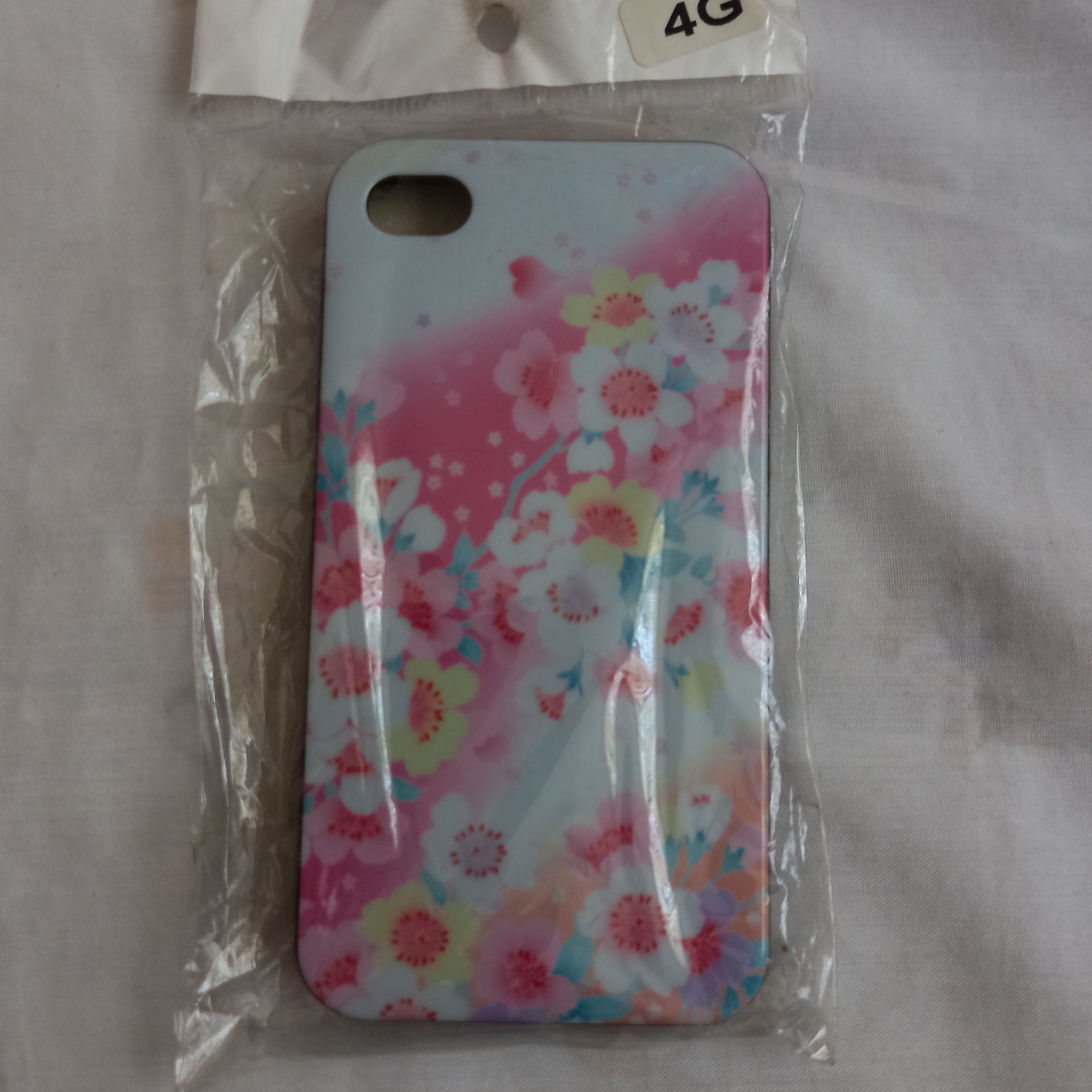 قاب طرح دار گوشی آیفون 4