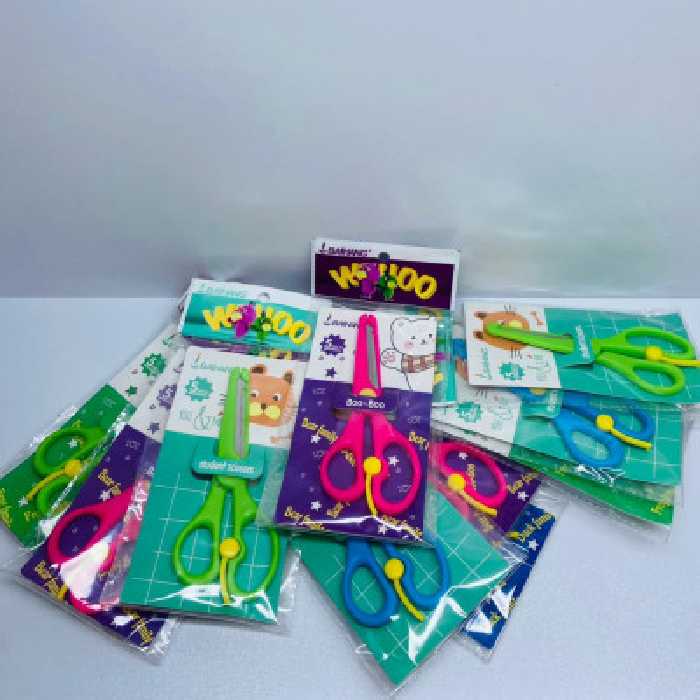 قیچی محافظ دار با رنگهای جذاب