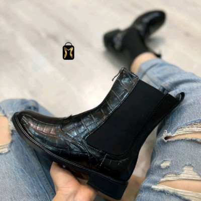 نیم بوت چرم