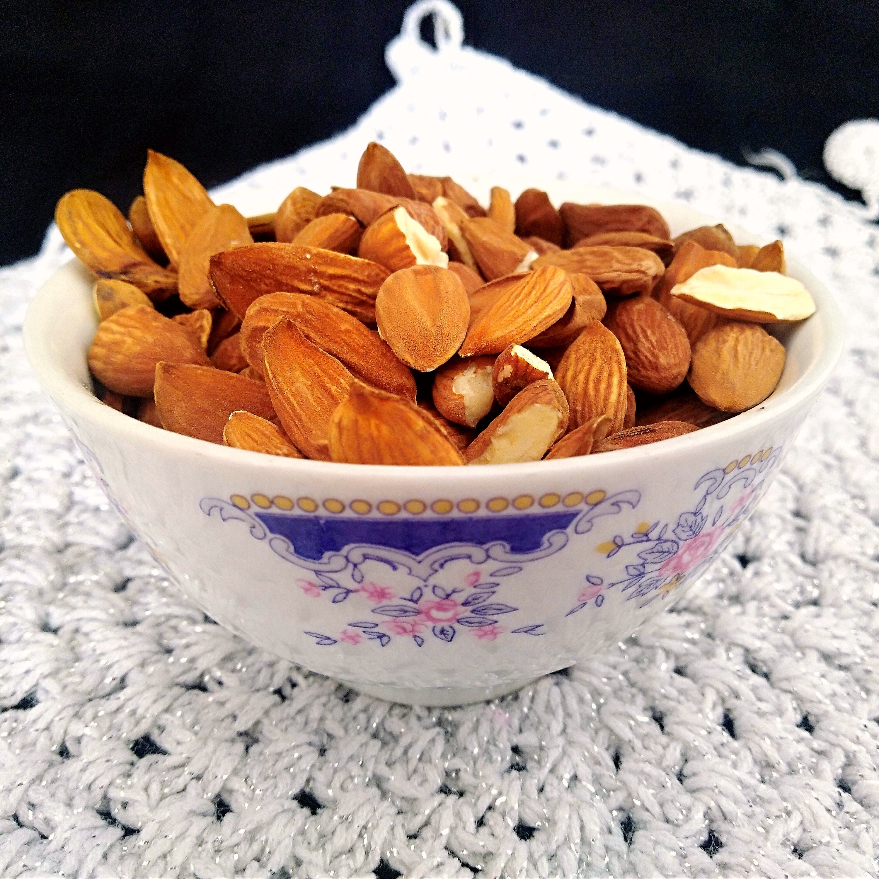 مغز بادام شیرین و تازه و به صرفه (درجه دو)