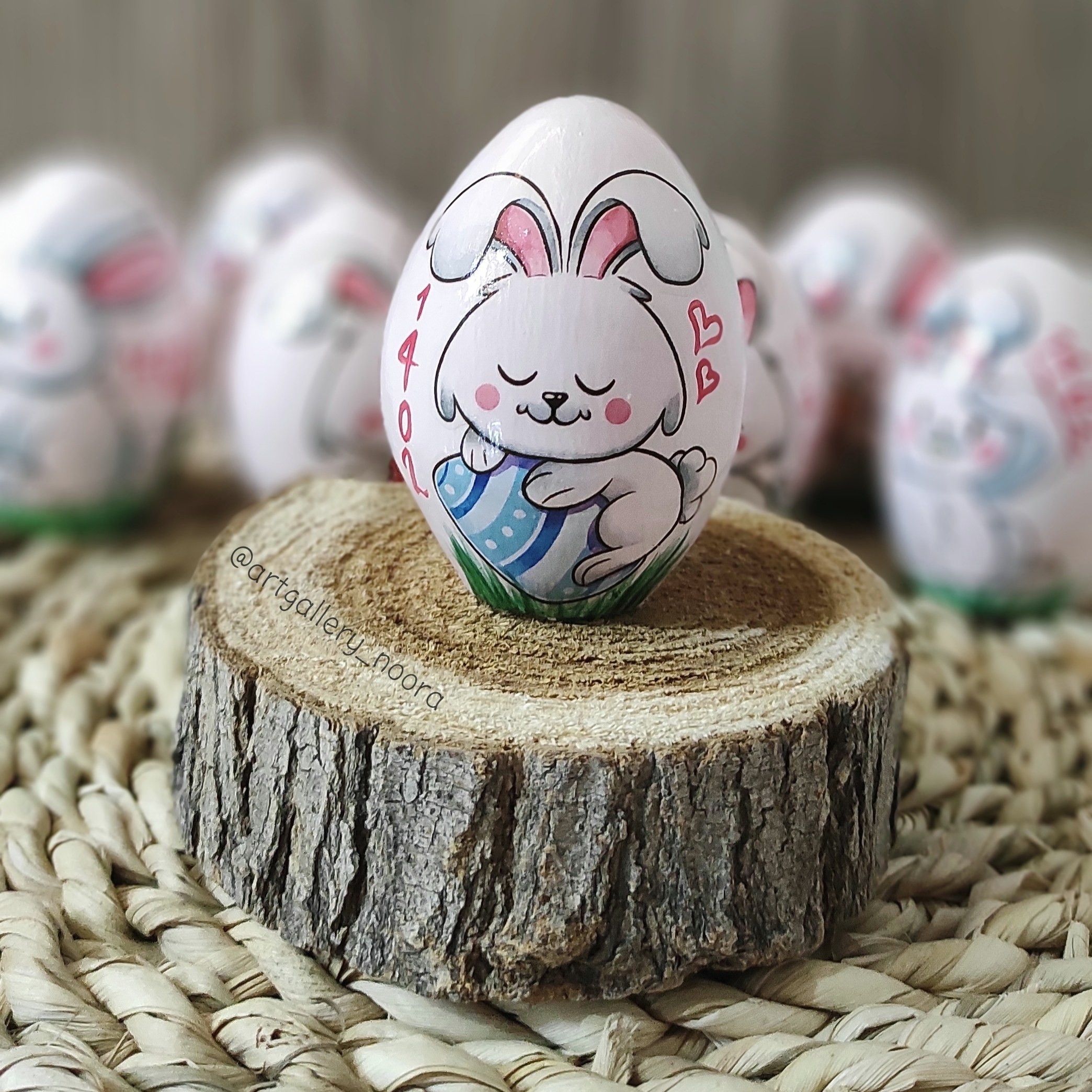 تخم مرغ هفتسین طرح هشت