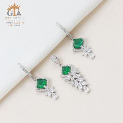 نیم ست نقره با سنگ سبز و نگین مارکیز جواهری کد 16644