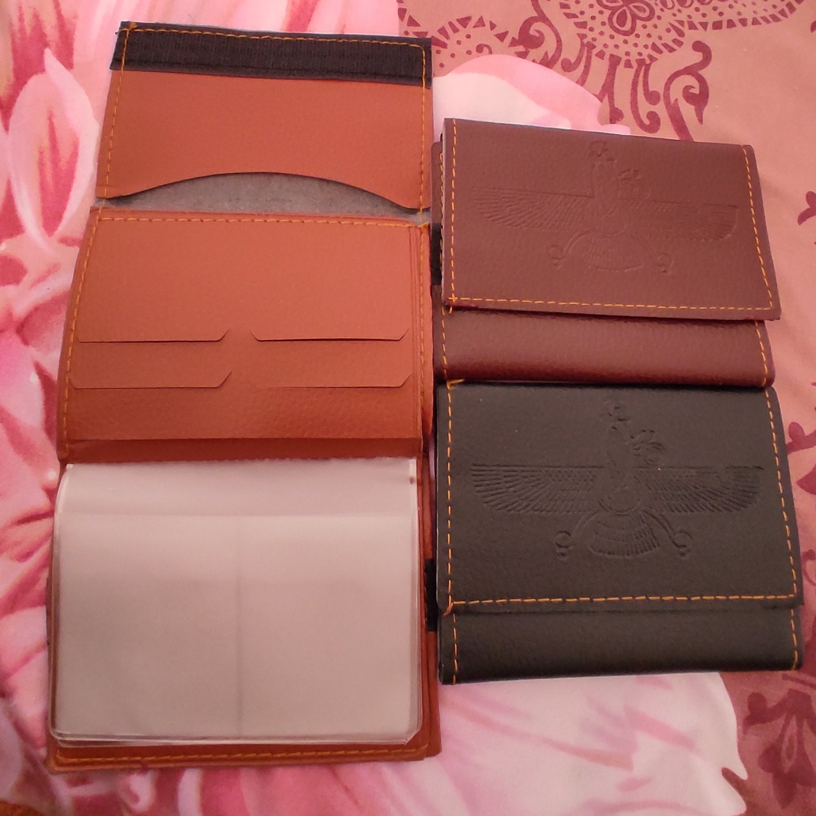 جاکارتی و جای مدارک طرح فروهر چرم مصنوعی چسبی 