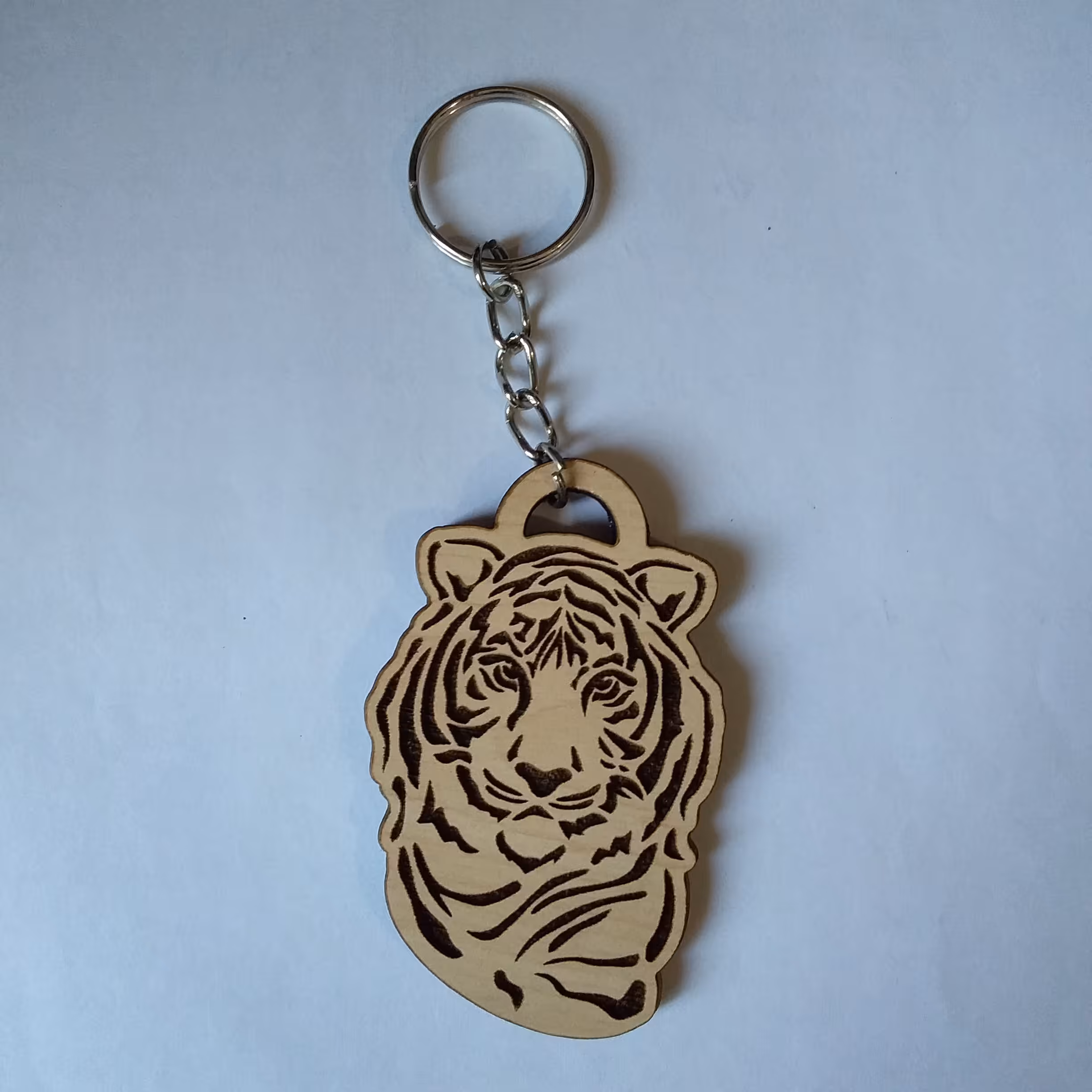 جاکلیدی دستی چوبی دوطرفه با ضخامت 6 میلیمتر طرح ببر