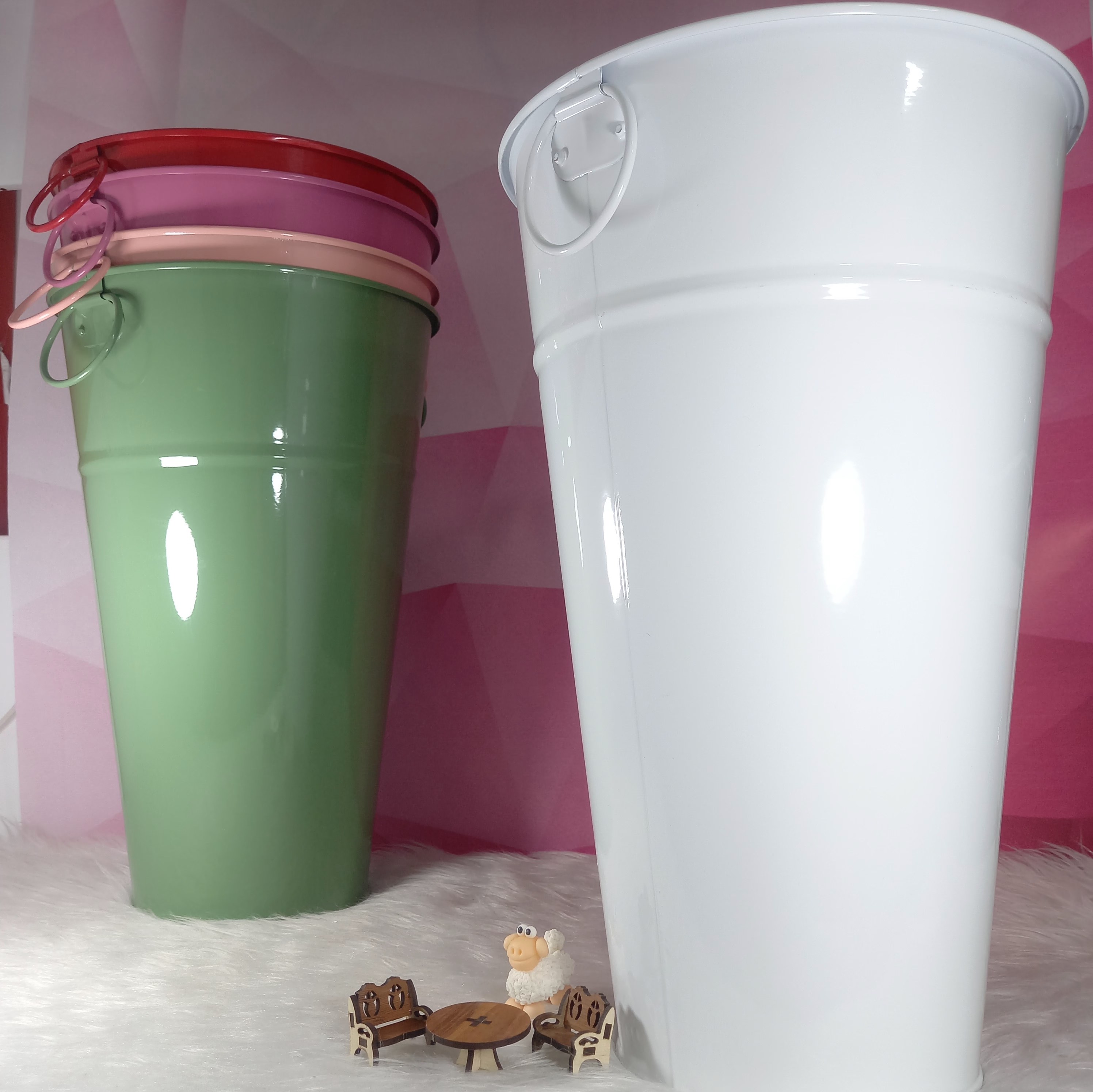 گلدان فلزی سایز 40 سانت ضدزنگ  - سطل فلزی-گلدان سطلی بزرگ-گلدان فلزی بزرگ-گلدونه