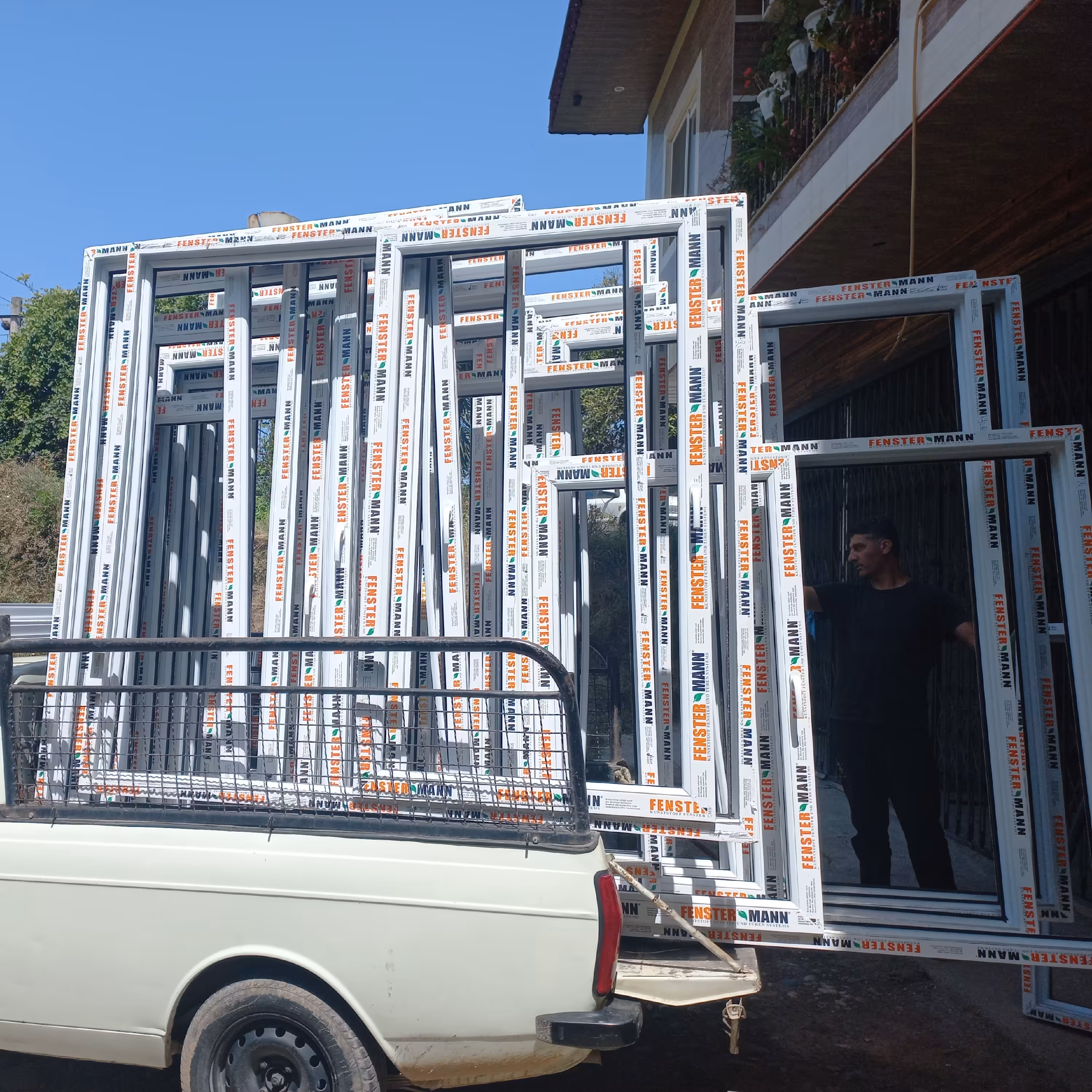 درب وپنجره دوجدارهupvc