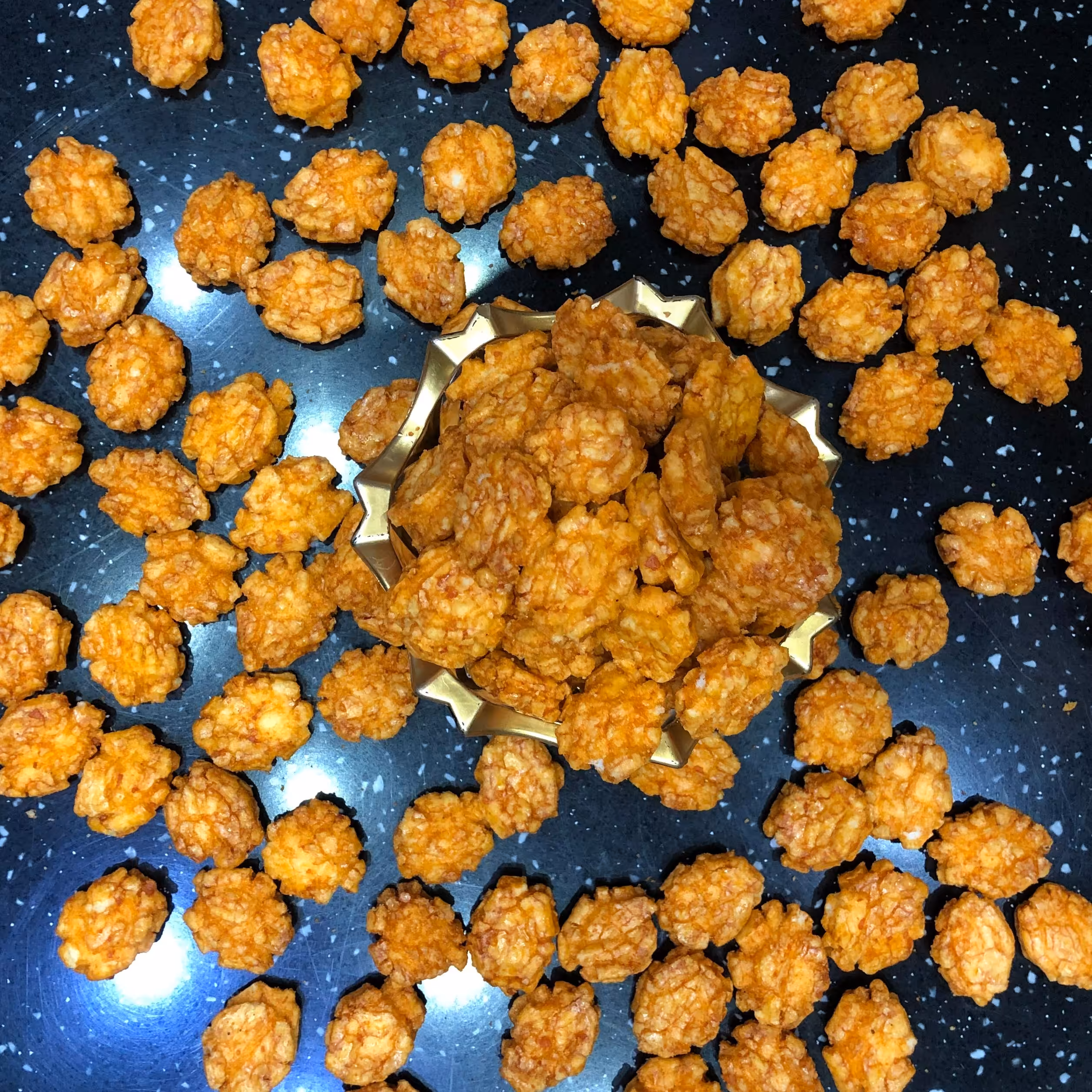 چیپس میگو تند 500 گرم  (اسنک)