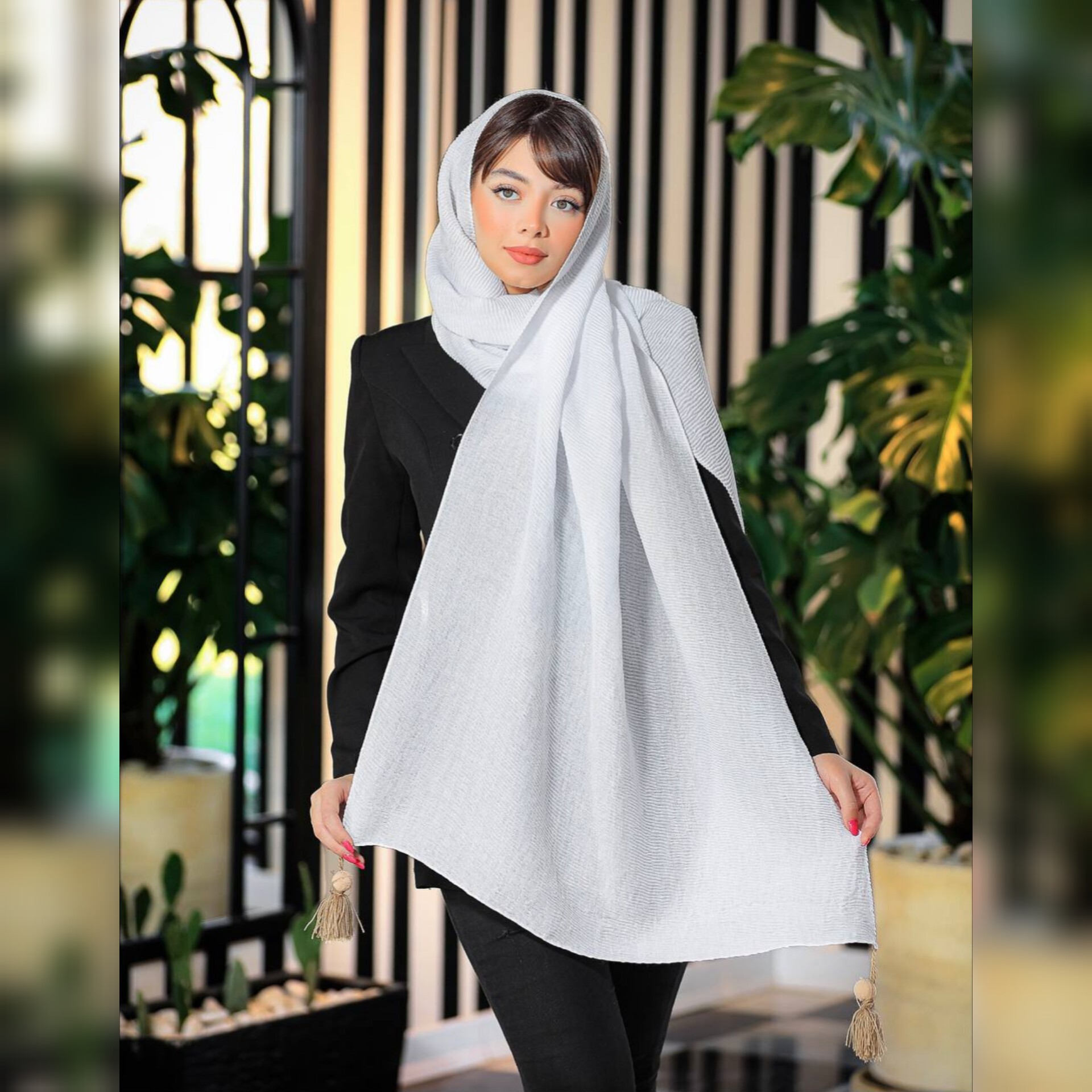 شال نخی بهاره منگوله دار پلیسه ای