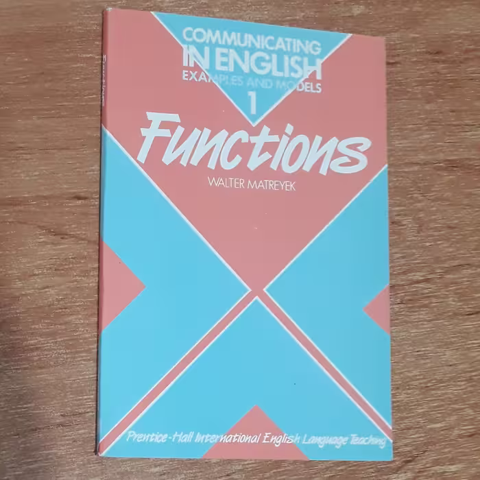 کتاب زبان فانکشن Functions 1  برای یادگیری و تقویت مکالمه