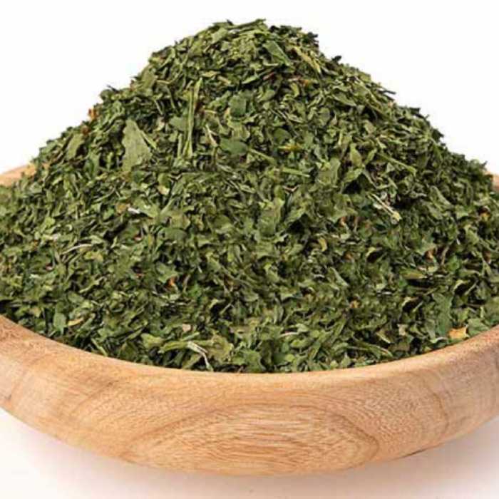 سبزی قرمه سبزی تفت خورده و خشک شده آماده طبخ نیم کیلویی