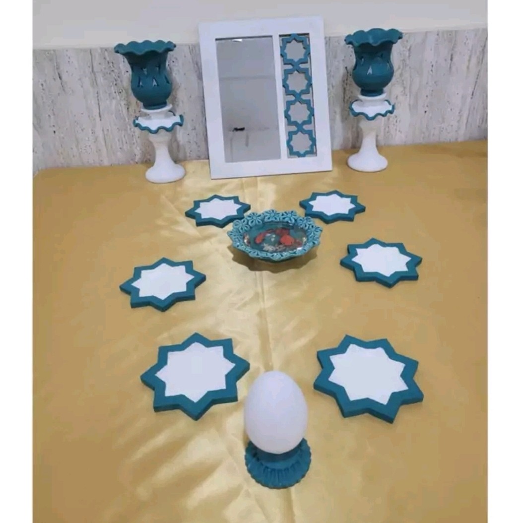 هفتسین چوبی طرح شمسه سنتی قرمز یا فیروزه ای رنگ (پس کرایه)