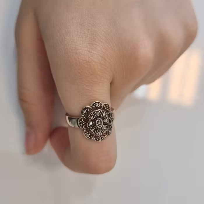 انگشتر طلا روس. شیک و خاص. رنگ ثابت. وارداتی. قابل سایزشدن(گالری ویداس )بدلیجات 