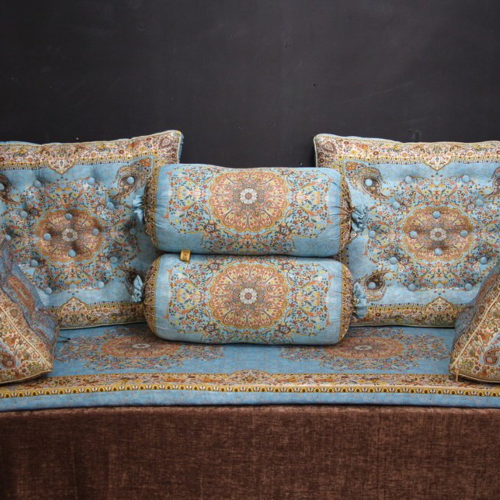 سرویس نشیمن (شاه نشین)ترمه 7رنگ  یزد دوخت سفارشی (آبی آسمانی)