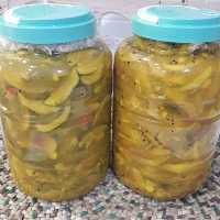 ترشی انبه خوشمزه و خوش طعم