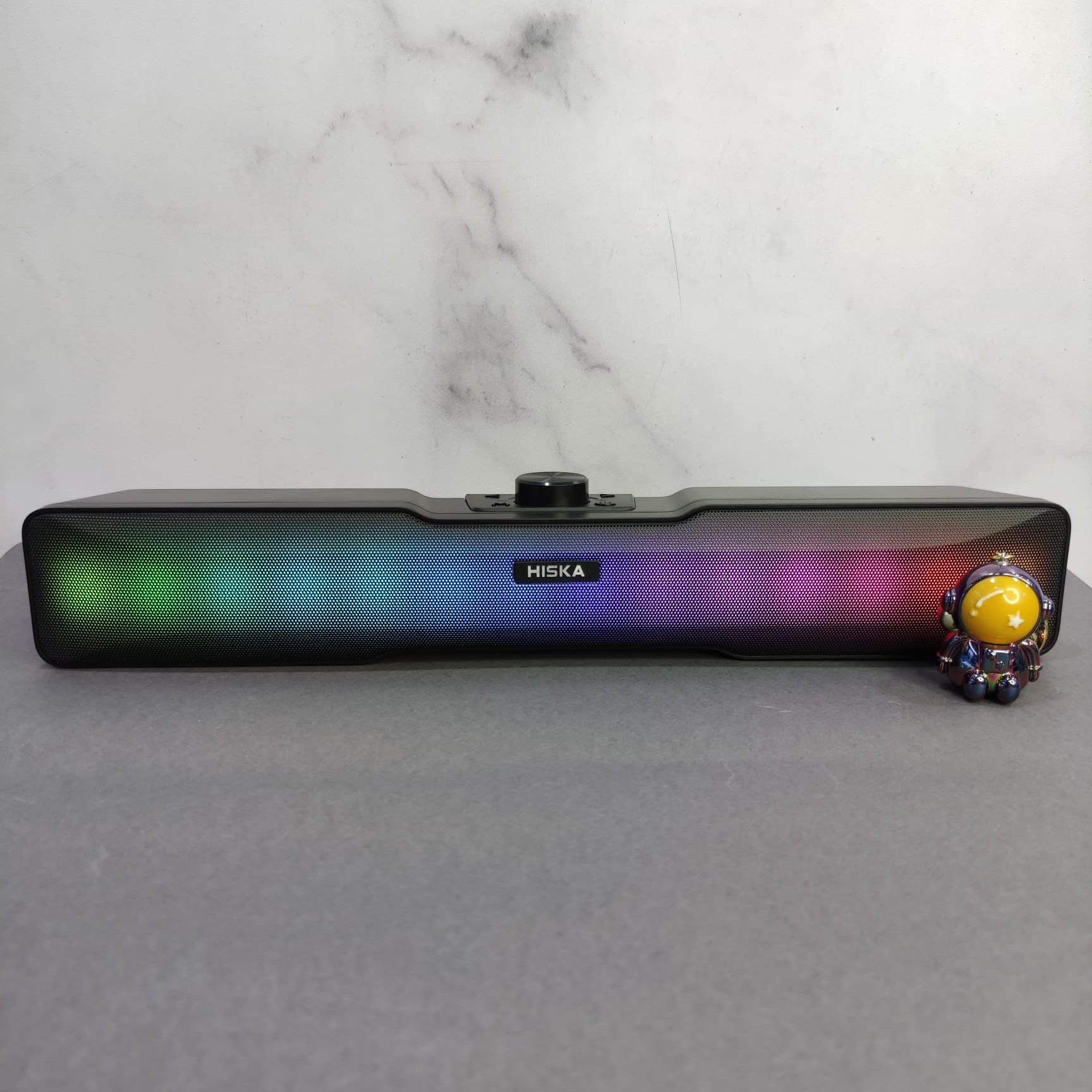 اسپیکر بلوتوثی قابل حمل و نورپردازی برند هیسکا مدل b61