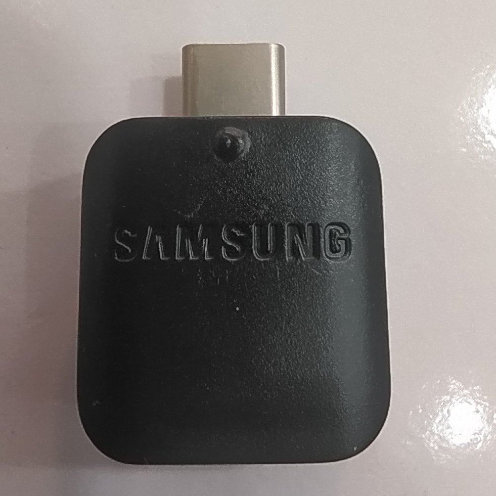 مبدل OTG USB مدل S10 رنگ مشکی بدنه پلاستیک فاقد کابل
