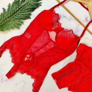 بادی فانتزی فنردار به همراه بندجوراب و جوراب بالا زانوی زنبوری ریز