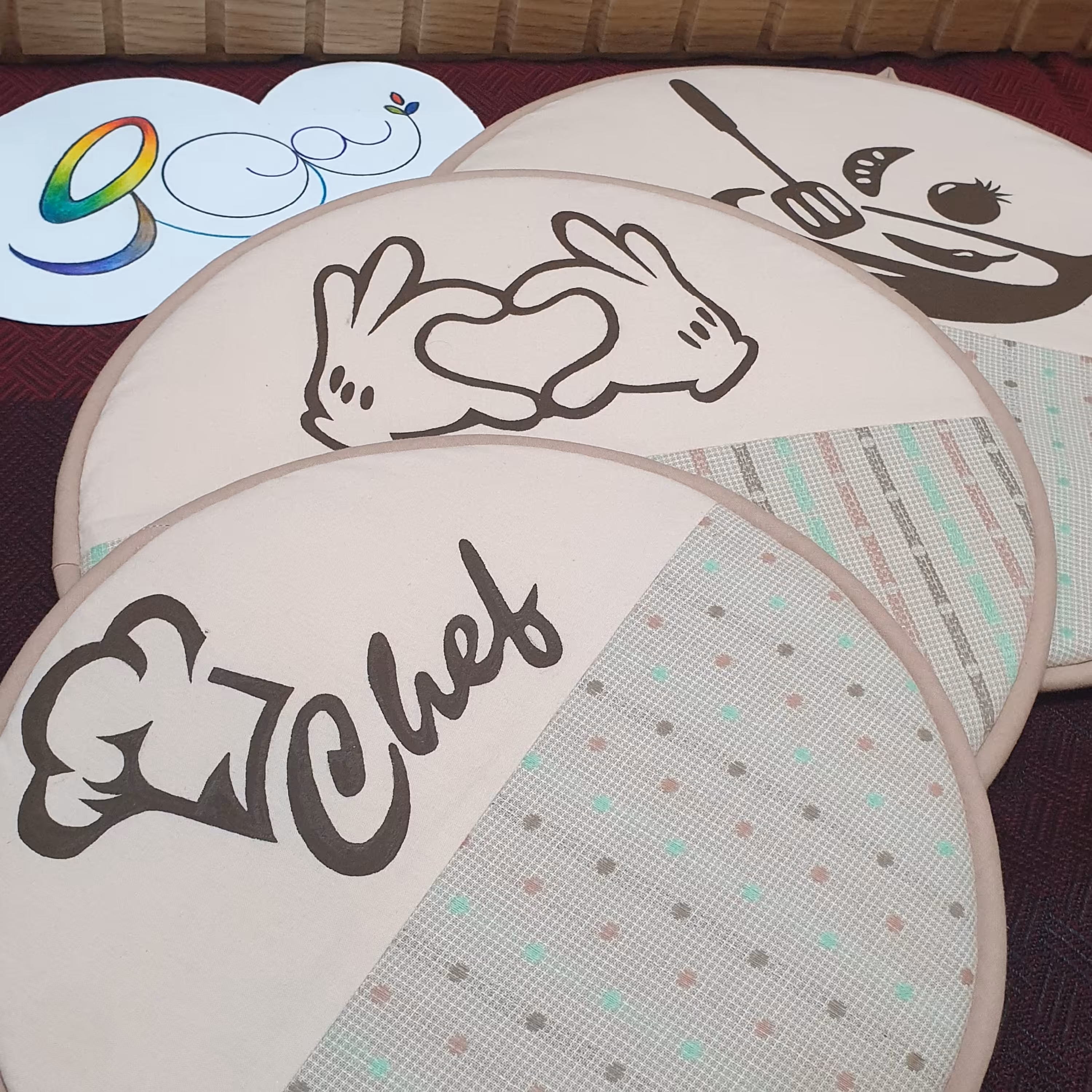 دمکنی نقاشی شده