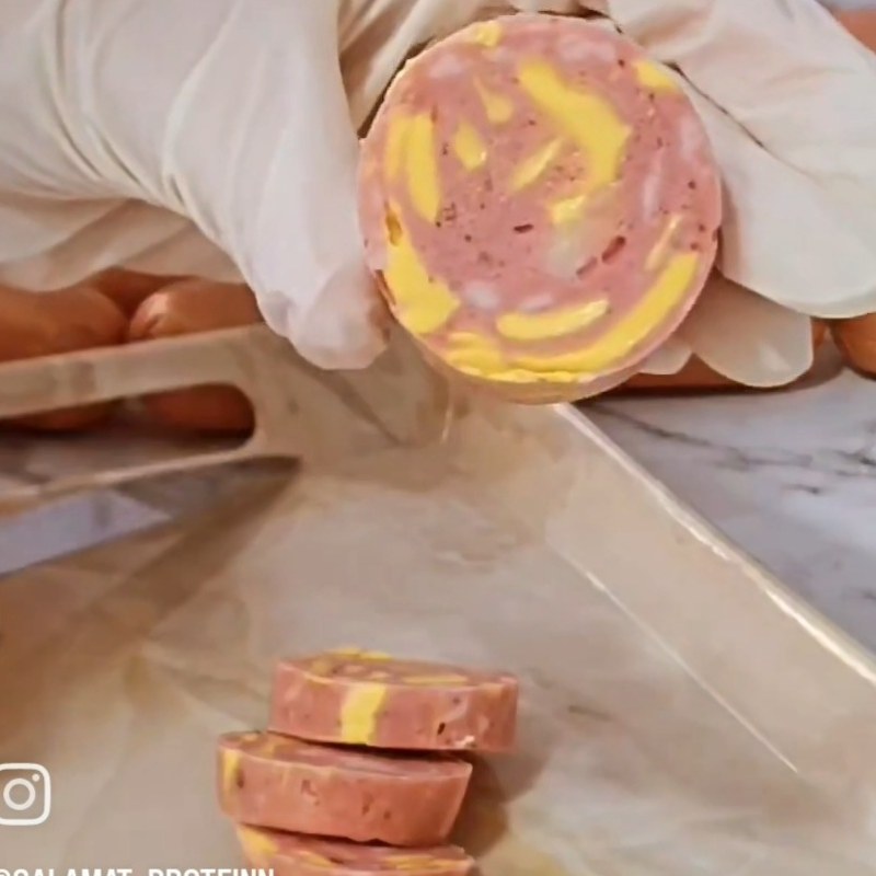 کوکتل پنیری گوشت مرغ و قرمز