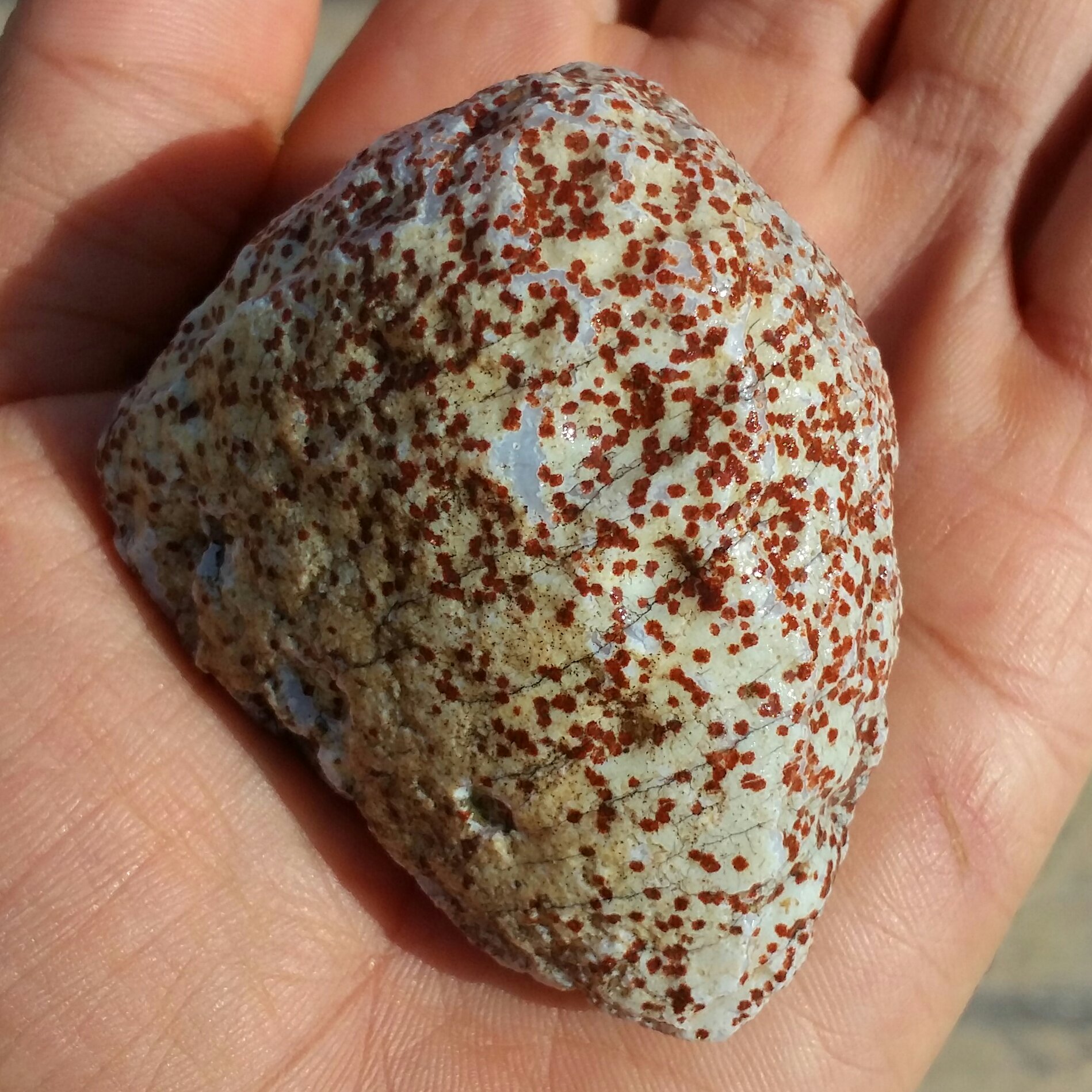 سنگ راف خام عقیق برش نخورده طرحدار 100 در 100 طبیعی سرشار از خواص شاهکار خلقت
با قابلیت ساخت چند نگین محشر
کد 9420