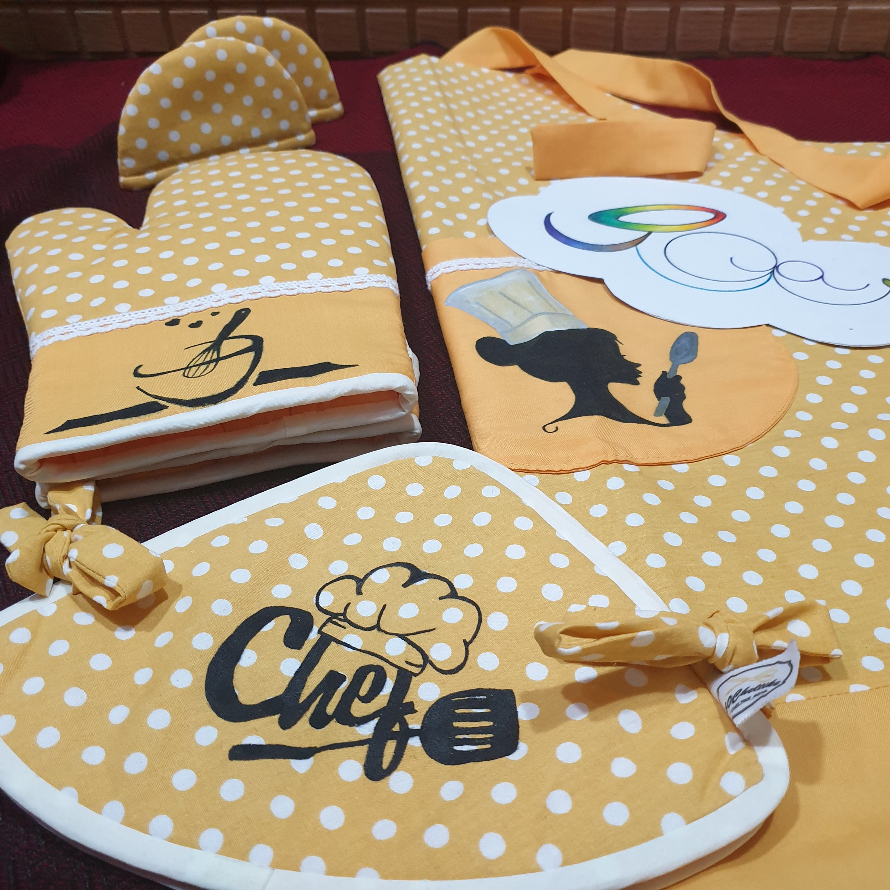 ست پیشبند و دستکش 