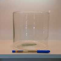 استوانه شیشه ای قطر16 ارتفاع15درجه2( تنگ ماهی)(گلدان شیشه ای)(گیفت باکس)