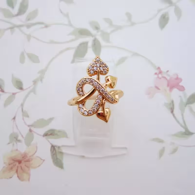 انگشتر زنانه جواهری رنگ ثابت طرح طلاکیفیت عالی موجودی سایز8کد50