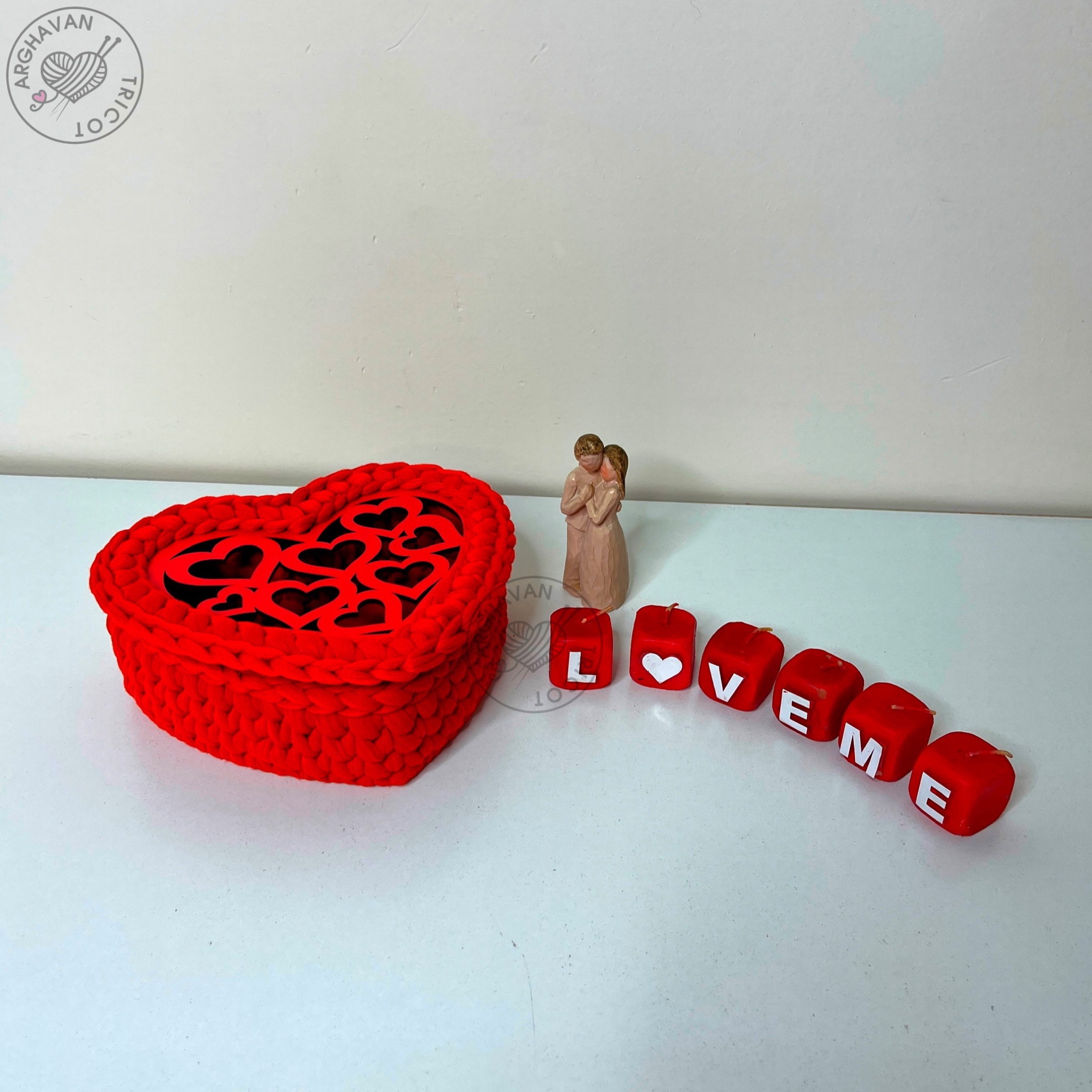 ست هدیه ولنتاین سبد تریکویی 15سانت و جاکلیدی