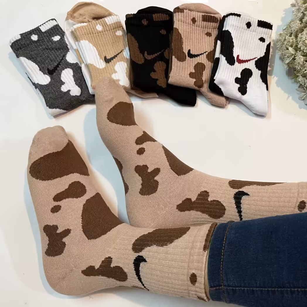 جوراب ساقدار فانتزی اسپرت طرح نایک چریکی 5 رنگ ریزبافت اعلا پنجه روسو 