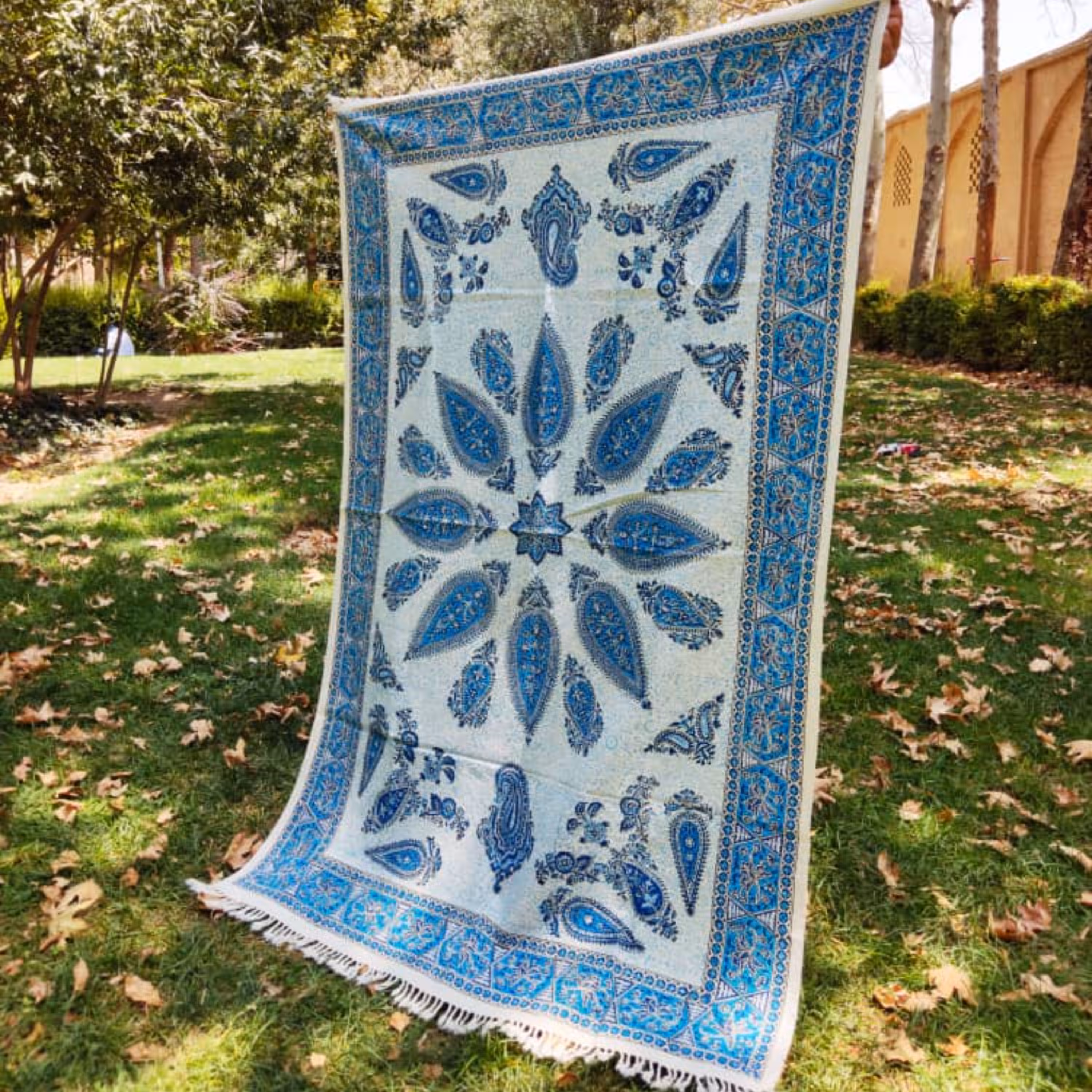 سفره قلمکار صنایع دستی اصفهان 6 نفره (تخفیف شگفت انگیز )