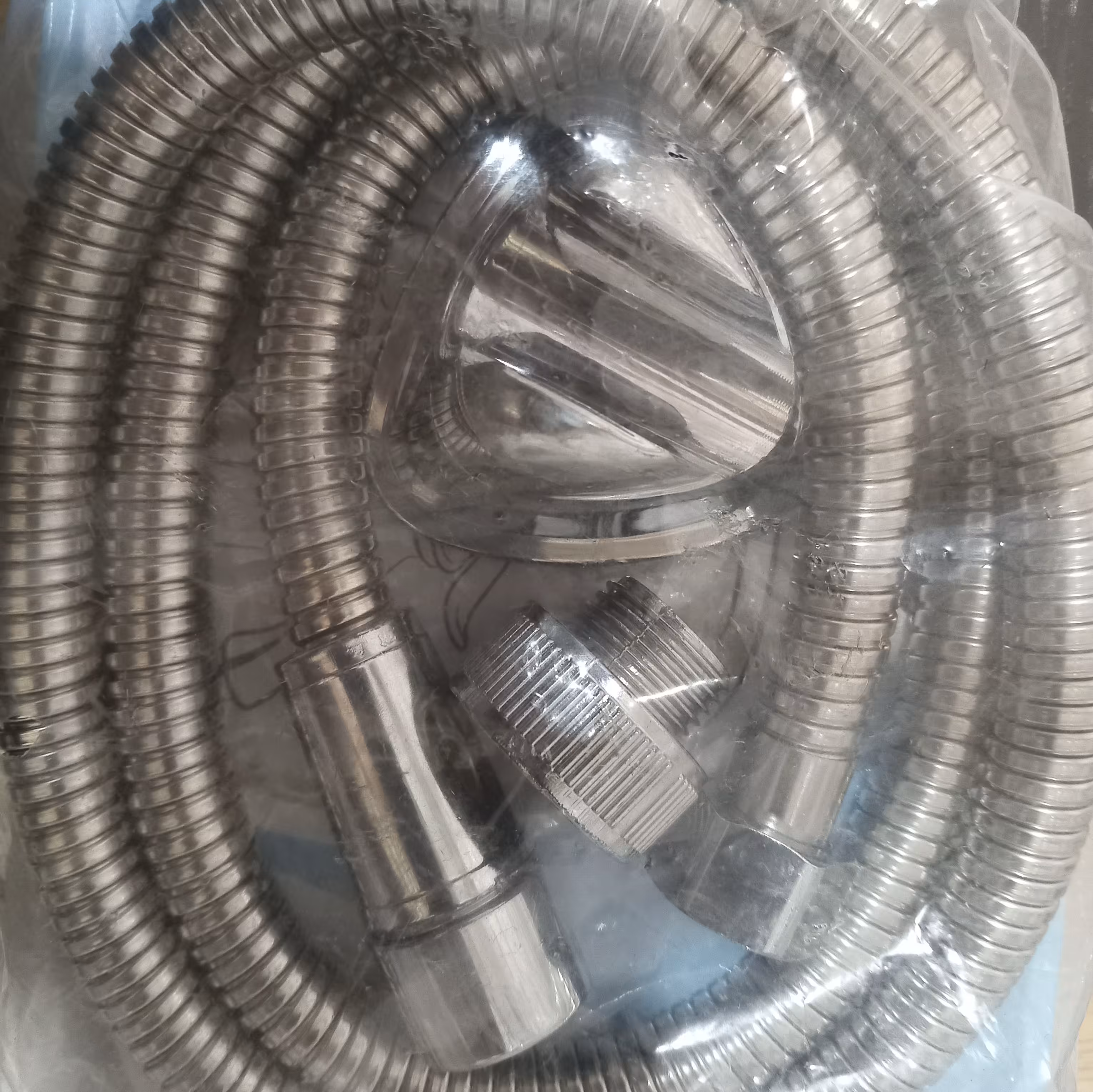 ست شلنگ سرویس بهداشتی