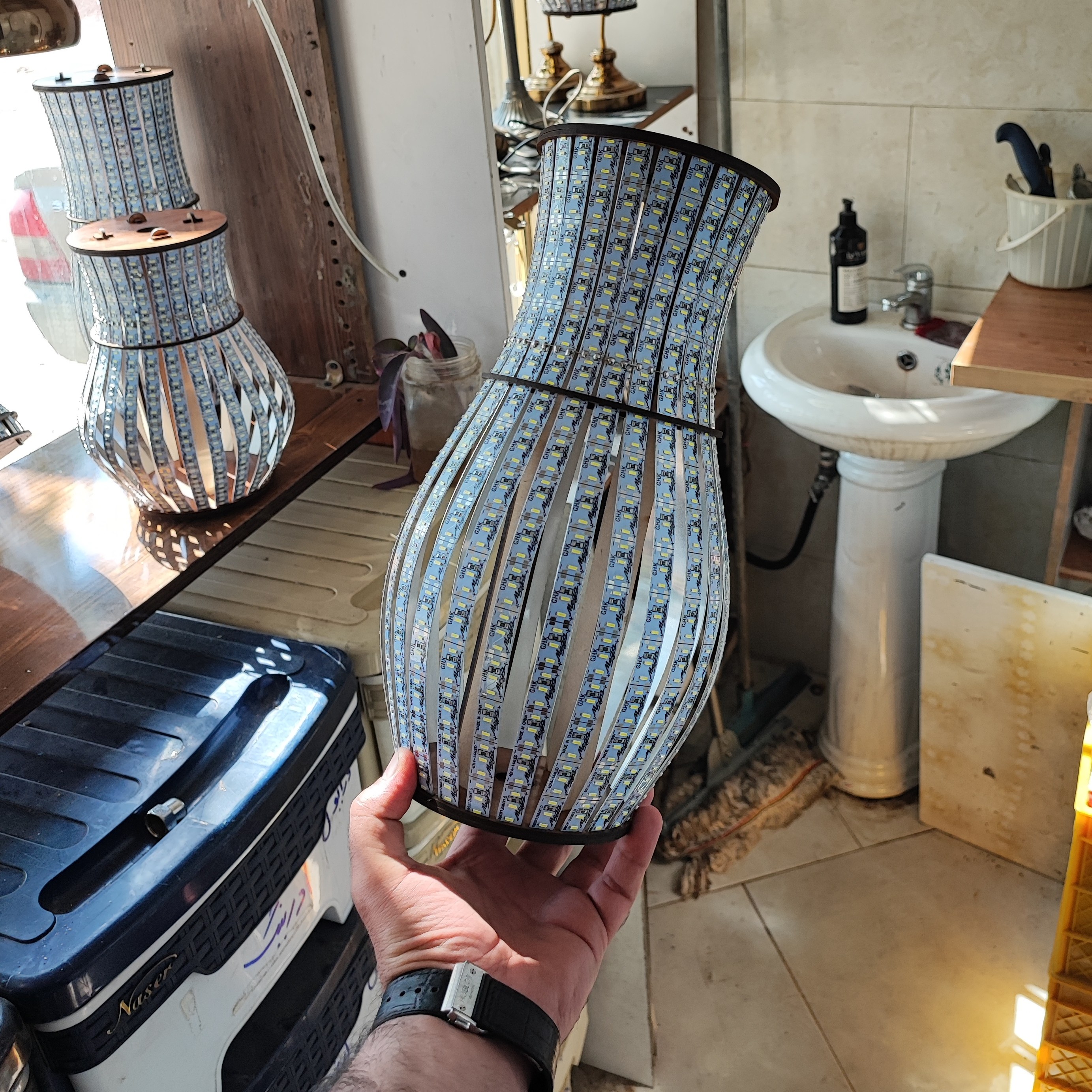 لامپ دست ساز 90 وات led با ضمانت تعویض یکساله