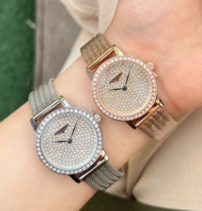ساعت مچی زنانه قاب نگینی لونجین موتور شرکتی Longines