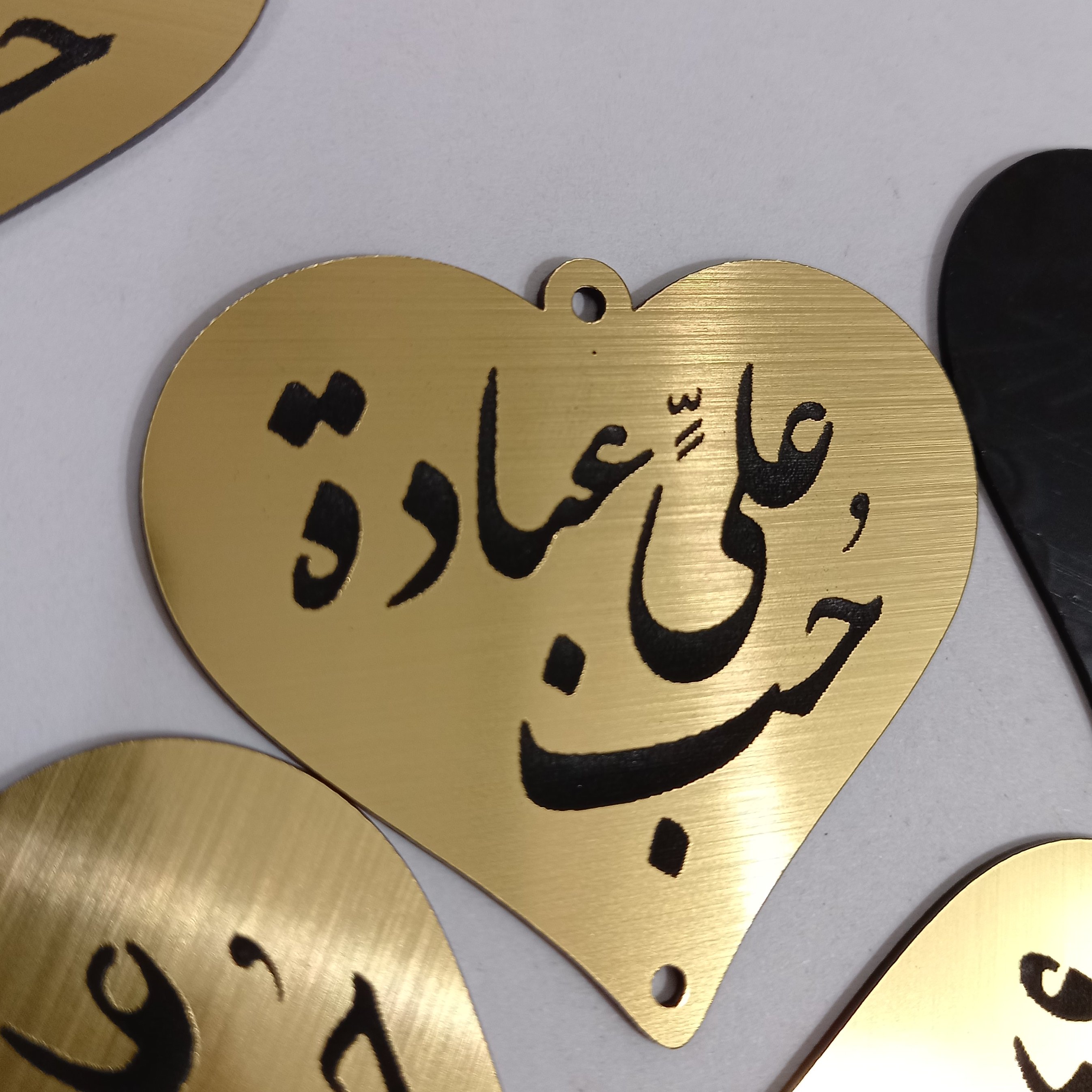 اویز قلبی طلایی بزرگ حب علی 5.5 سانتی یک عددی